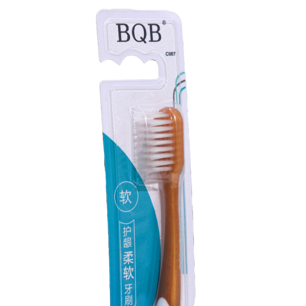Зубная щетка BQB мягкая (цвет в ассортименте)