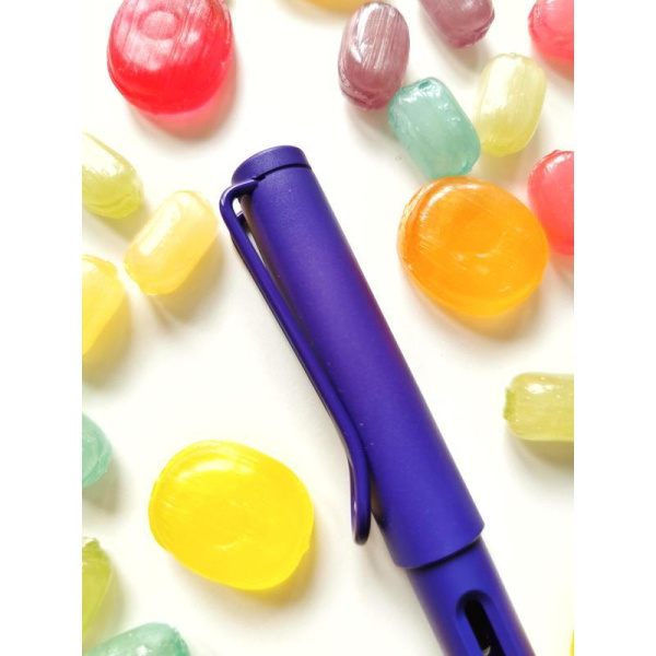 Ручка перьевая LAMY Safari цвет чернил синий цвет корпуса фиолетовый (артикул производителя 4034833)