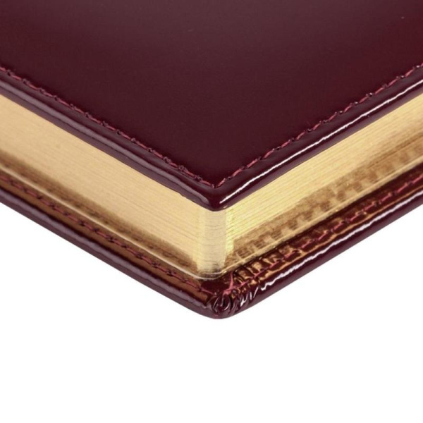 Ежедневник недатированный Attache Luxe натуральная кожа А5 168 листов  бордовый (золотистый обрез, 150х210 мм)