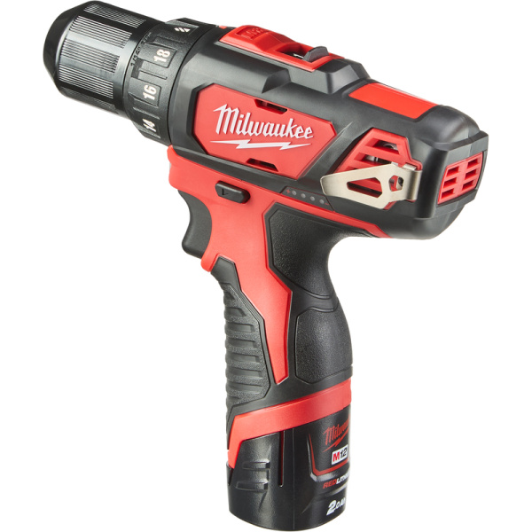 Дрель-шуруповерт ударная аккумуляторная Milwaukee M12 BDD-202C  (4933441915)