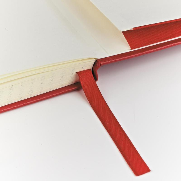 Ежедневник недатированный Bruno Visconti Megapolis искусственная кожа A6 100 листов красный (87x131 мм)