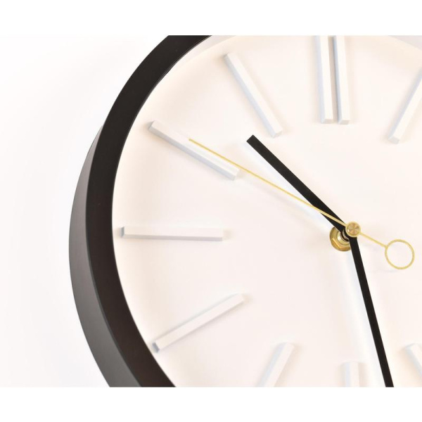 Часы настенные Image Black plastic clock 79767 (25x25x4.5 см)